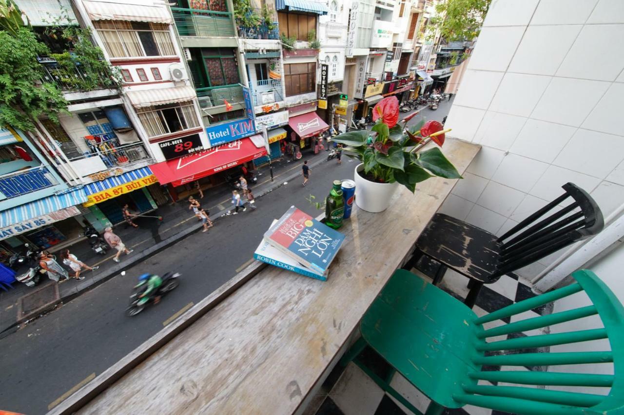 Vietdream Hostel (Adults Only) Хошимин Екстериор снимка