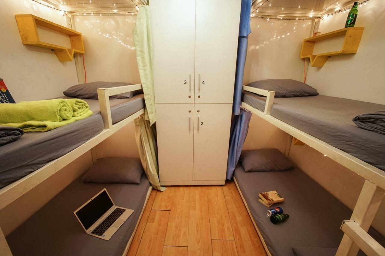 Vietdream Hostel (Adults Only) Хошимин Екстериор снимка